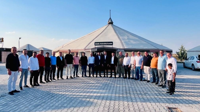 Aksaray Ticaret ve Sanayi Odası üyeleri, Tuz Gölü Oba Çadırlarında buluştu