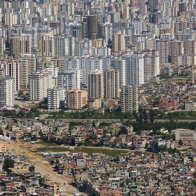 'Binanın çok katlı olması depreme dayanıksız, az katlı olması da sağlam old...