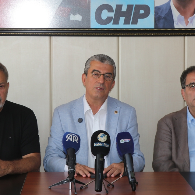CHP Grup Başkanvekili Gökhan Günaydın, Rize'de konuştu: