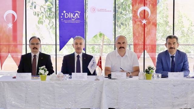 DİKA Yönetim Kurulu Ttoplantısı Batman'da gerçekleştirildi