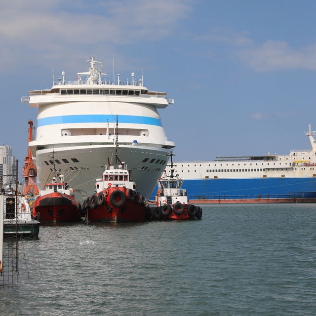 Astoria Grande kruvaziyeri 1117 yolcusuyla Samsun Limanı'na yanaştı