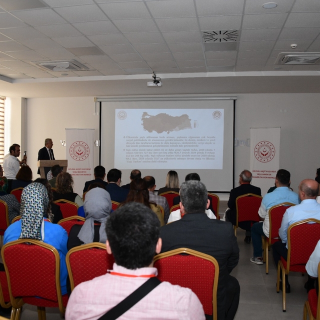 Kastamonu'da Yaşlılık Çalıştayı yapıldı