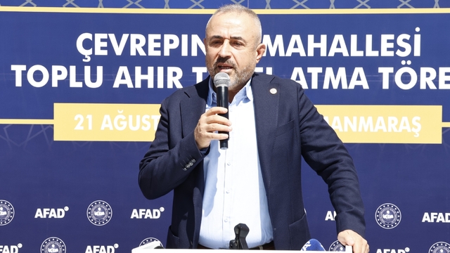 Kahramanmaraş'ta depremzede besiciler için 86 ahırın temeli atıldı
