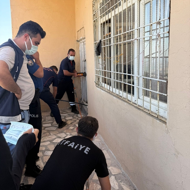 Mardin'de 2 kız kardeş evlerinde ölü bulundu