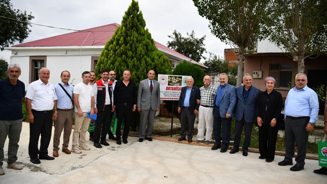 Trabzon'da örnek fındık bahçesinde hasat etkinliği yapıldı