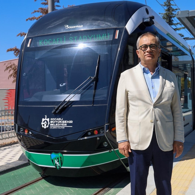 Kocaeli'de "Alikahya Tramvay Hattı"nın iki istasyonu hizmete başladı