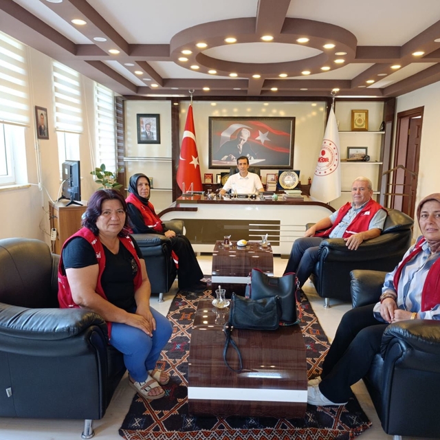 Türk Kızılay Anamur Şube Başkanı Kuz'dan Bozyazı Kaymakamı Topsakaloğlu'na...