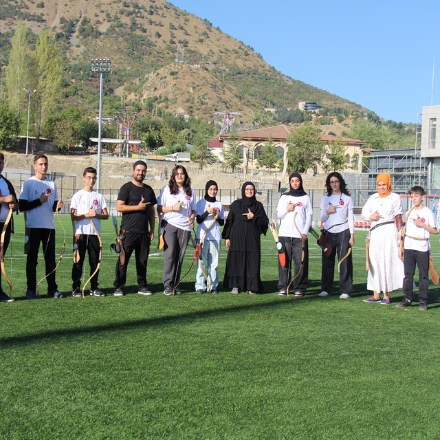 Isparta'da okçuluk sporcuları şampiyonadan 2 kupayla döndü