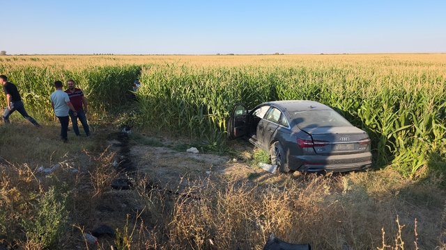 Aksaray'da iki otomobilin çarpıştığı kazada 7 kişi yaralandı