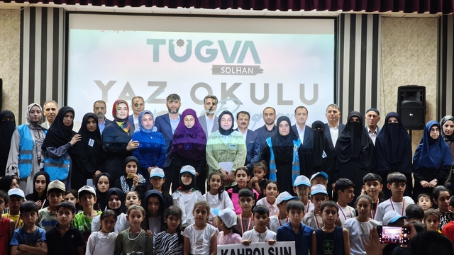Bingöl'de TÜGVA yaz okulunun kapanışı dolayısıyla program düzenlendi