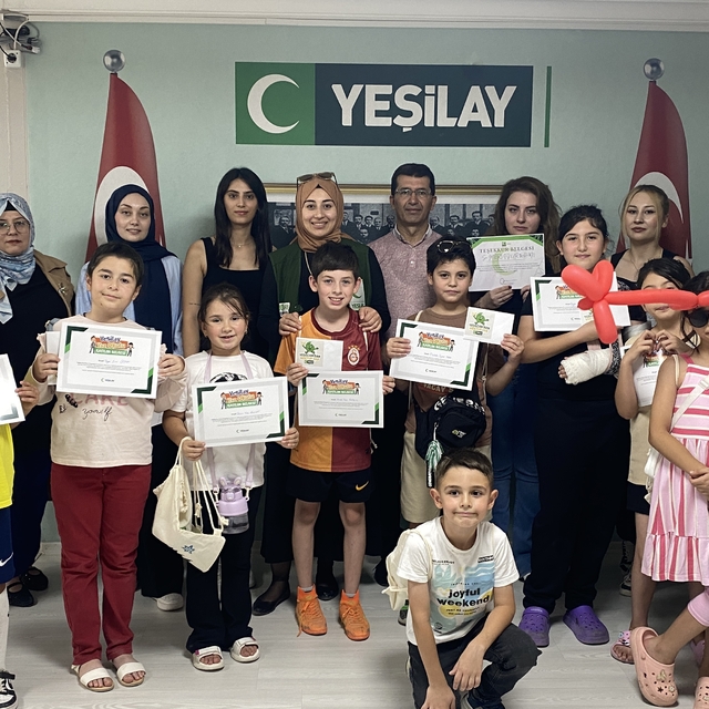 Çorum'da Yeşilay'ın Yaz Okulu sona erdi