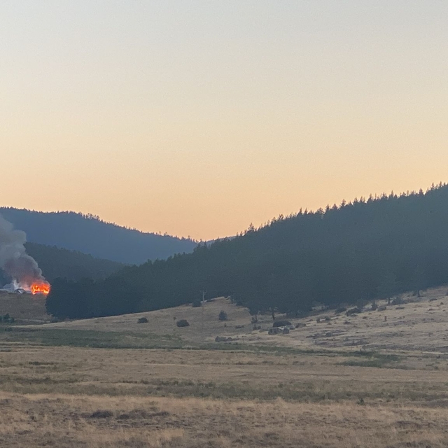Bolu'da çıkan yangında 2 yayla evi yandı