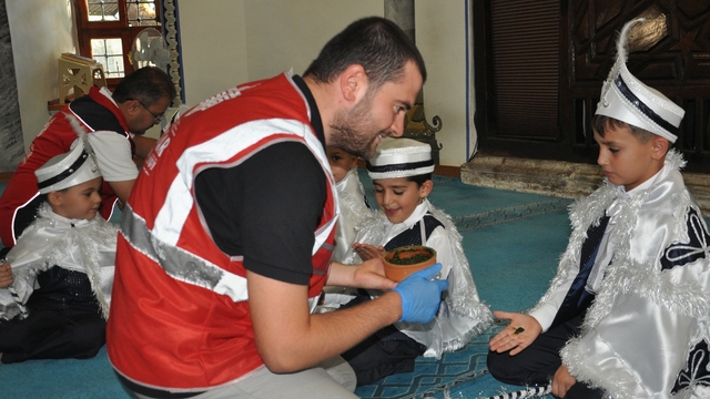 Kütahya'da toplu sünnet şöleni yapıldı