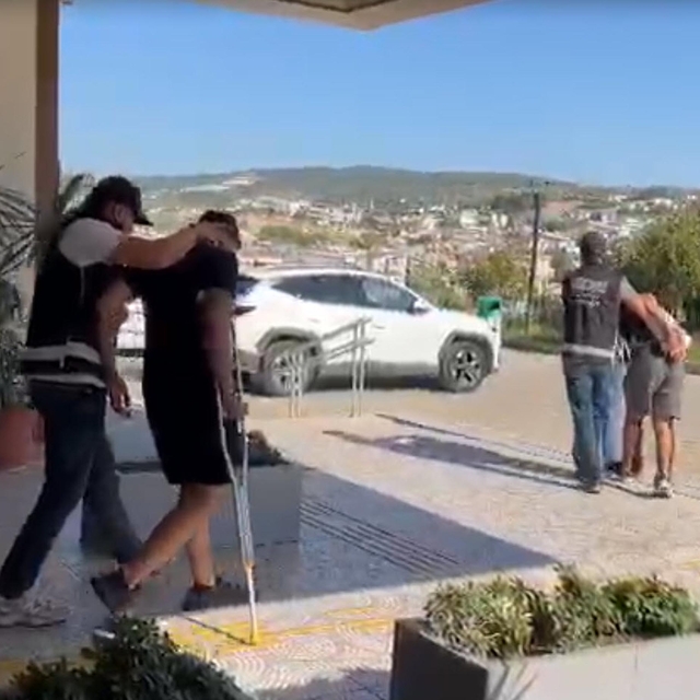 İzmir'de yağma ve iş yeri kurşunlamaya 4 tutuklama