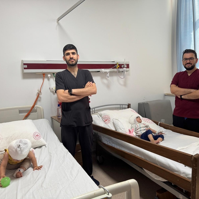 Diyarbakır'da biyonik kulak ameliyatı yapıldı