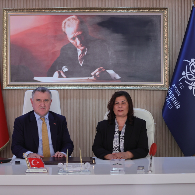 Bakan Bak, Aydın Büyükşehir Belediyesi Başkanı Çerçioğlu'nu ziyaret etti