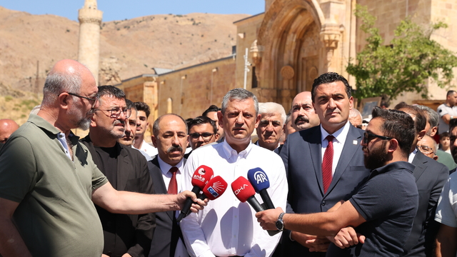 CHP Genel Başkanı Özel, Sivas'ta konuştu: