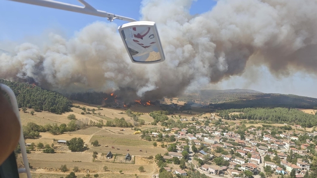 Çanakkale'de orman yangını (2)