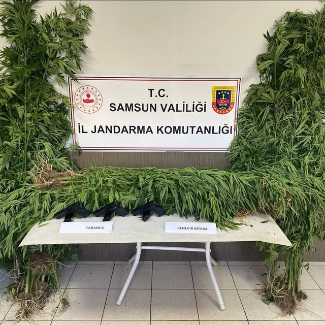 Samsun'da uyuşturucu operasyonunda 2 zanlı yakalandı