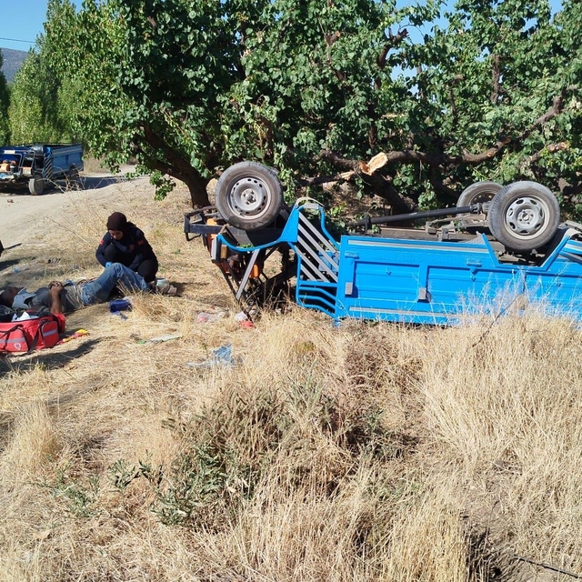 Isparta'da trafik kazasında 2 kişi yaralandı