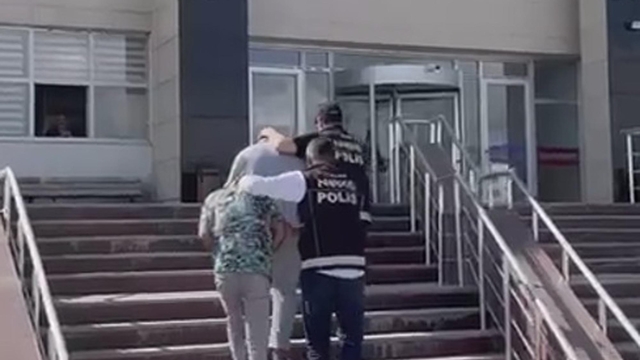 Röntgenle tespit edilen uyuşturucu cerrahi operasyonla çıkarıldı