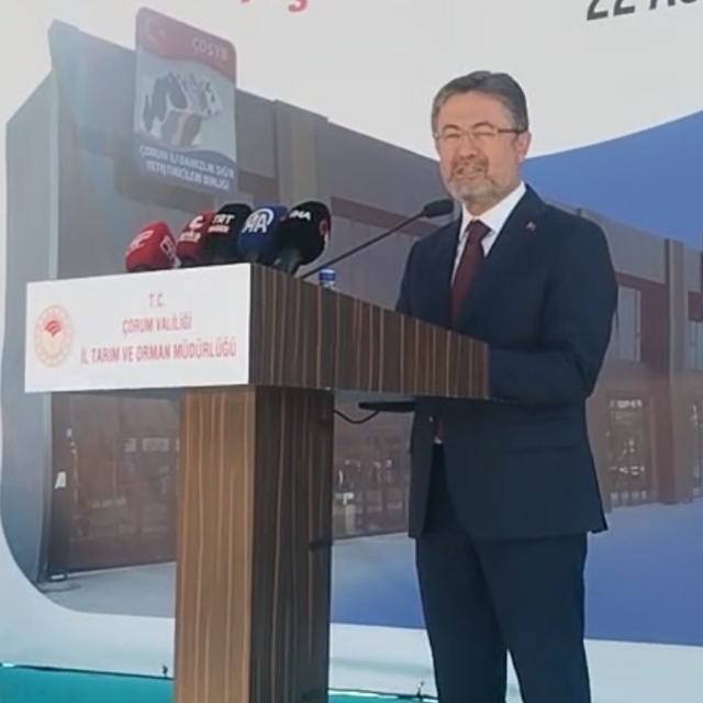 Bakan Yumaklı: Türkiye'de şap hastalığının yeni bir çeşidi 60 sene sonra il...