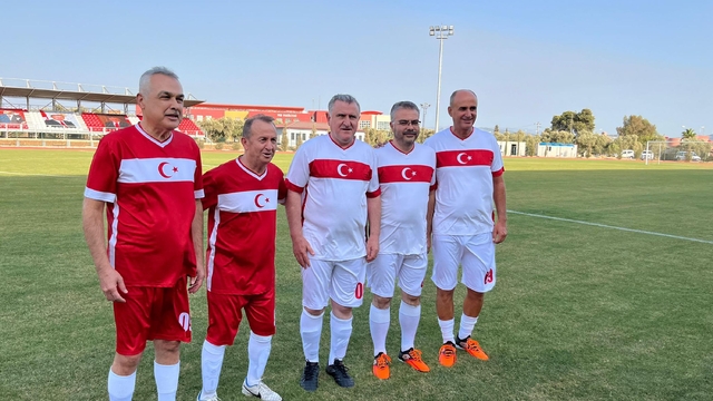 Gençlik ve Spor Bakanı Bak, 'Aydın'da coşkuyla yolumuza devam ediyoruz' (3)