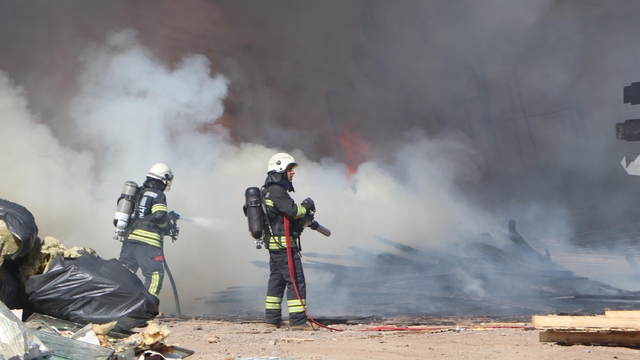 Erzurum'da kayak merkezindeki kafeteryada yangın