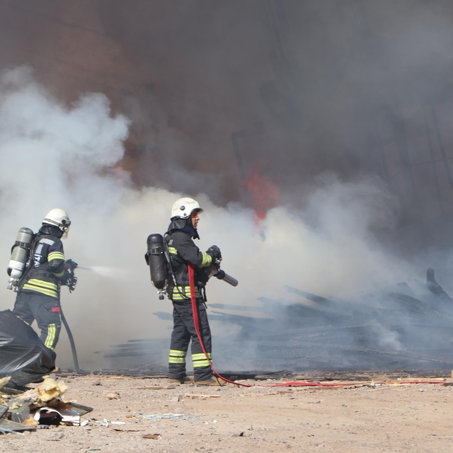 Erzurum'da kayak merkezindeki kafeteryada yangın