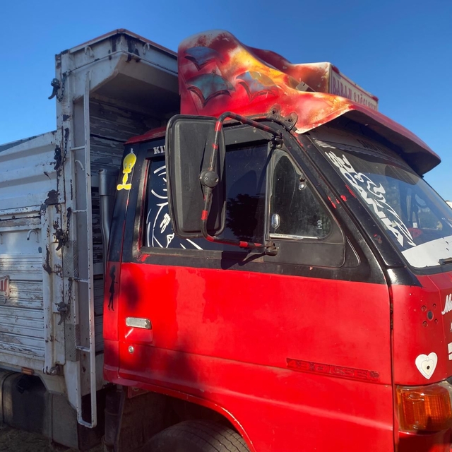 Şanlıurfa'da kamyonetin çarptığı yaya yaralandı