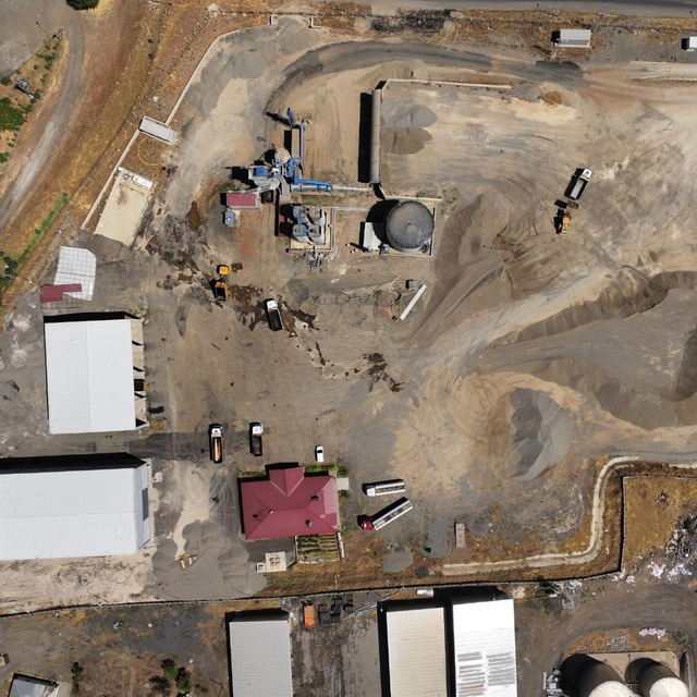 Bingöl Belediyesinin yolları asfaltlama çalışmaları sürüyor