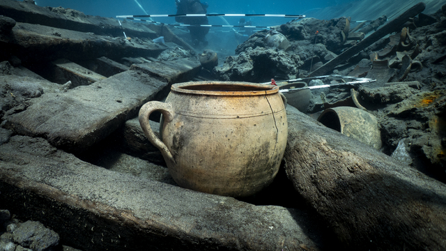 Datça açıklarındaki Osmanlı batığından "bir müzeyi dolduracak kadar eser" çıktı