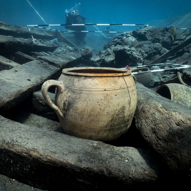 Datça açıklarındaki Osmanlı batığından "bir müzeyi dolduracak kadar eser" ç...