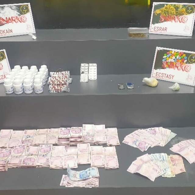İzmir'de uyuşturucu operasyonuna 1 tutuklama