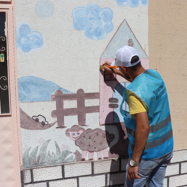 Denetimli serbestlik yükümlülerinden ilçedeki okullarda tadilat