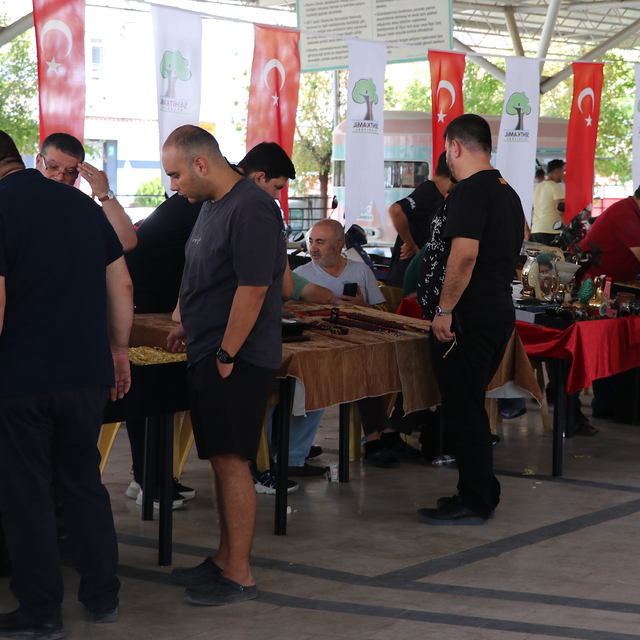 Gaziantep'teki antika eşyalar vatandaşların beğenisine sunuldu