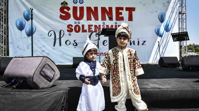 Başkentte bin çocuk için "toplu sünnet şöleni" düzenlendi