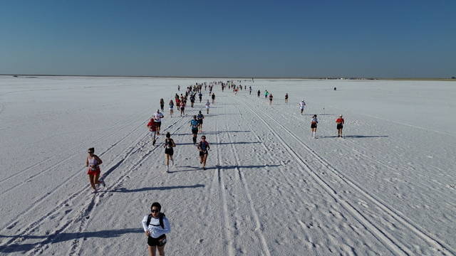 Runfire Salt Lake Ultra Trail Maratonu sona erdi