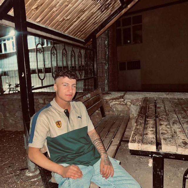 Bıçaklı kavgada öldürüldü