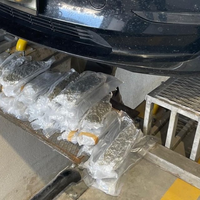 Edirne'de sınır kapılarındaki operasyonlarda 69 kilo 872 gram uyuşturucu el...