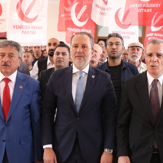 Yeniden Refah Partisi Genel Başkanı Erbakan, Isparta'da konuştu: