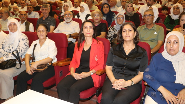 DEM Parti Eş Genel Başkanı Hatimoğulları, Adana'da "Barış ve Demokratik Toplum Buluşması"na katıldı
