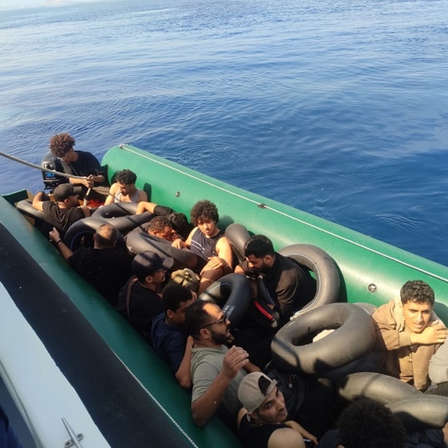 Çanakkale'de 74 düzensiz göçmen yakalandı