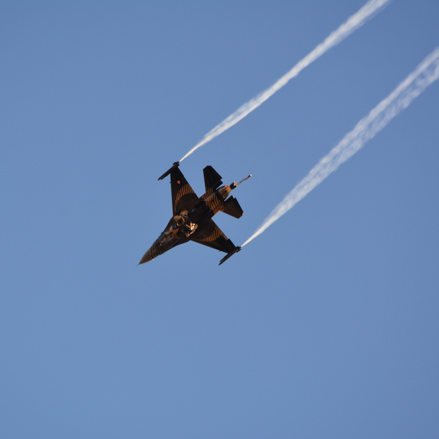 SOLOTÜRK, Manisa'nın Demirci ilçesinde Kurtuluş Festivali için prova uçuşu...