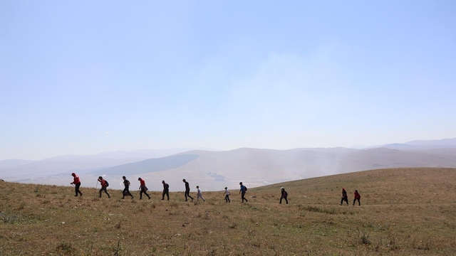 Ardahan'da 30 Ağustos Zafer Bayramı dolayısıyla tarihi tabyaya yürüyüş düzenlendi