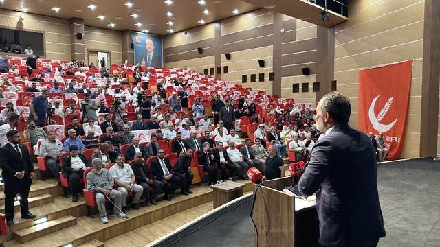 Yeniden Refah Partisi Genel Başkanı Erbakan, Burdur'da konuştu: