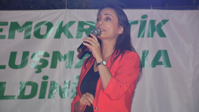 DEM Parti Eş Genel Başkanı Hatimoğulları, Adana'da "Halk Şöleni"ne katıldı