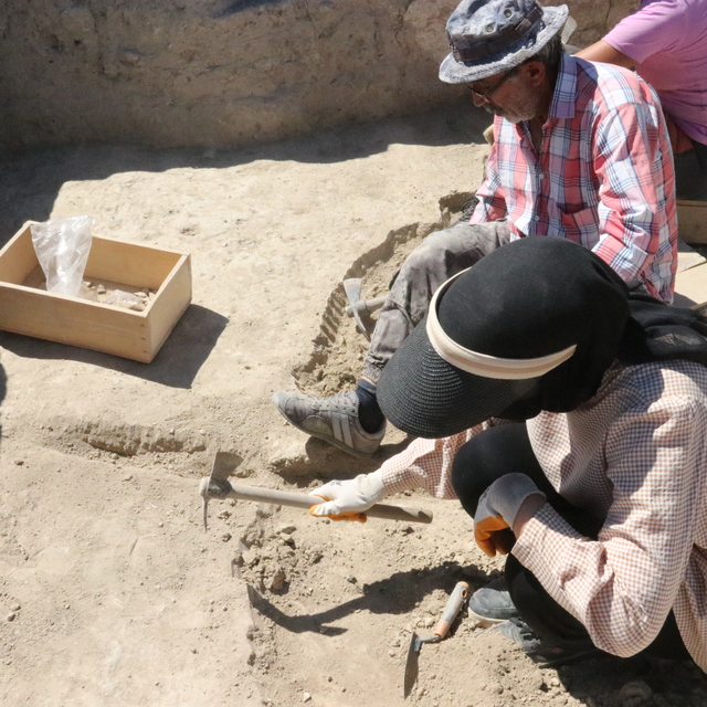 Depremde hasar alan Arslantepe Höyüğü'ndeki kale duvarları onarılıyor