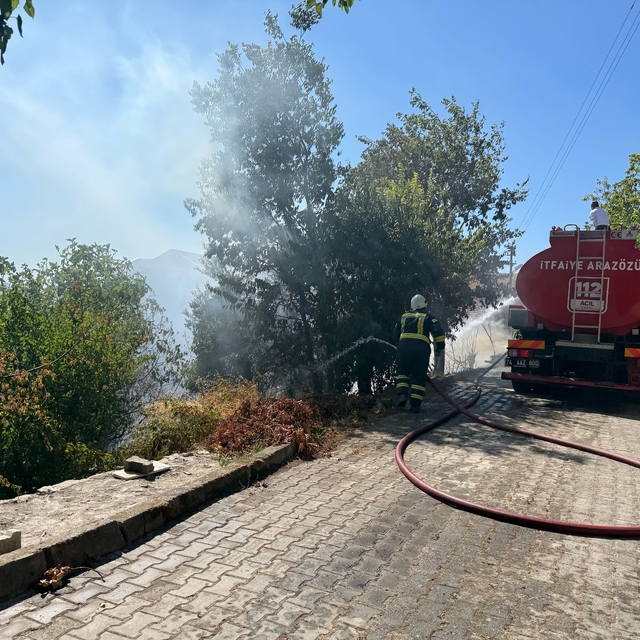 Bartın'da ağaçlık alanda çıkan yangın söndürüldü