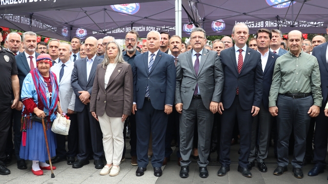 Trabzon'da "İstiklal Madalyası" sergilendi